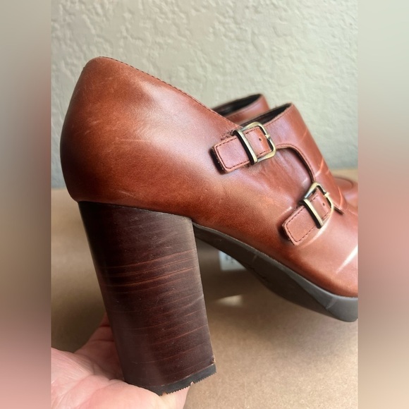 Clarks Artisan Elipsa Mae Double Buckle Brown Block Heels Ankle Boots Size 10 - Picture 3 of 13